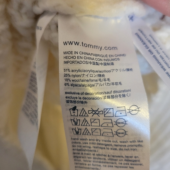 Tommy Hilfiger sweater - Picture 5 of 5